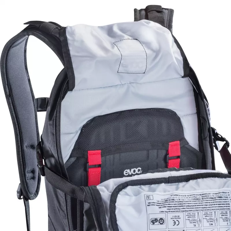 EVOC FR Enduro Blackline 16 Mochila - Preto, tamanho S