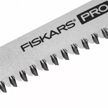 Serra dobrável compacta Fiskars Pro, lâmina 160 mm, duas lâminas, punho SoftGrip, bloqueio de segurança