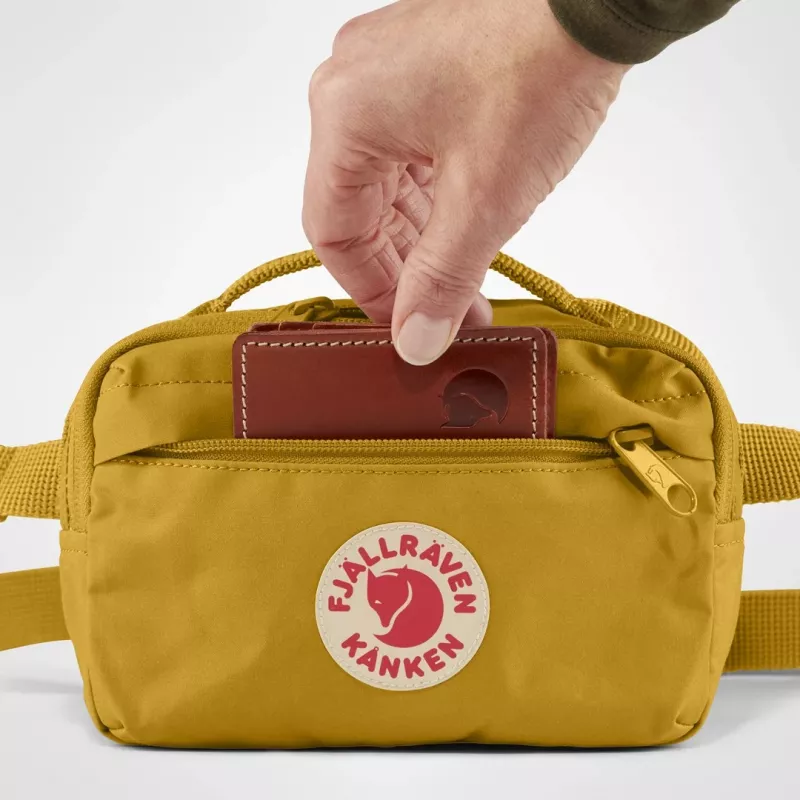 Bolsa de cintura Fjällräven Kånken ocre