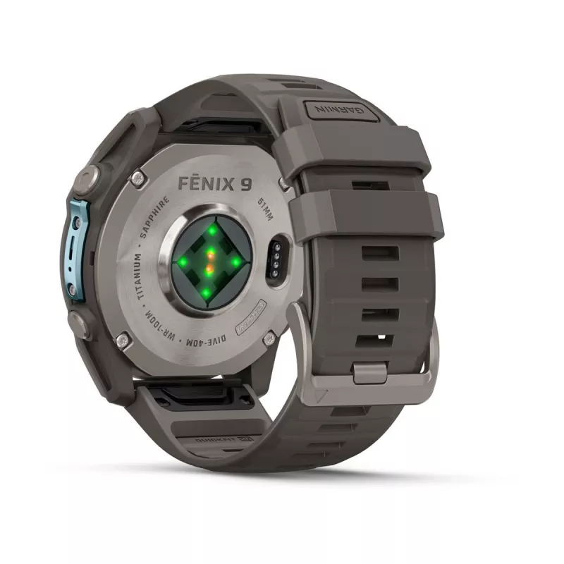 Garmin fenix 9 – 51 mm, titânio com bracelete de silicone Pebble Grey 010-04763-01