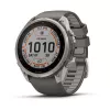 Garmin Fenix 9 Pro – inReach, Solar, 51mm titânio com bracelete de silicone cinzento seixo