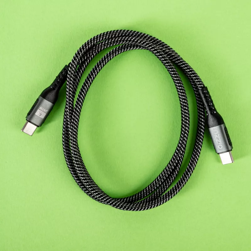 Cabo USB-C para USB-C trançado GIZZU 240W 480Mbps 1m preto