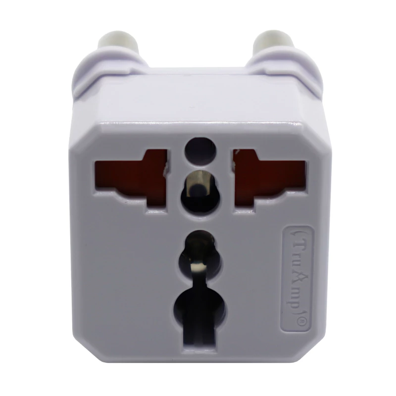 GIZZU GUTASA Adaptador de viagem universal com 17W USB-C PD e duplo USB-A