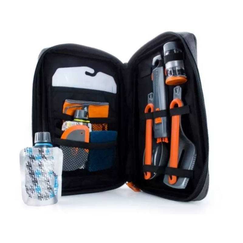 GSI Outdoors Gourmet Kitchen Set Conjunto de utensílios de cozinha de campismo de 11 peças
