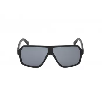 GUESS GF00047-6102A Óculos de sol retangulares de homem - armação preta brilhante, lentes fumadas, 61mm