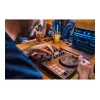 Kit essencial Hercules DJ com DJControl Inpulse 200, colunas DJMonitor 32 e auscultadores HDP DJ45