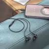 Hoco M113 Auscultadores digitais universais transparentes com microfone para iPhone/iPad (Lightning)