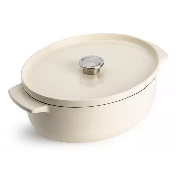 Assadeira de ferro fundido com tampa KitchenAid 30 cm, oval, creme de amêndoa