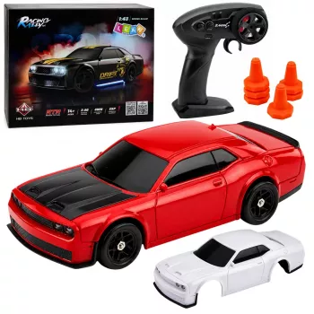 LEAN TOYS 31711 Carro Desportivo RC Drift – 4WD, 2,4 GHz, carroçaria intercambiável, vermelho, 1:43