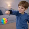 LEAN TOYS Bola saltitante com elástico, sensorial, com saliências, colorida, 6 cm