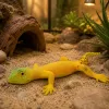 LEAN TOYS Golden Gecko Figura de borracha esticável réptil realista 15,5 cm