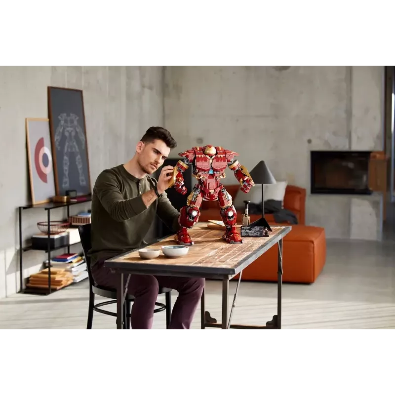 Conjunto de construção LEGO Marvel Hulkbuster 76210 (4049 peças) para adultos