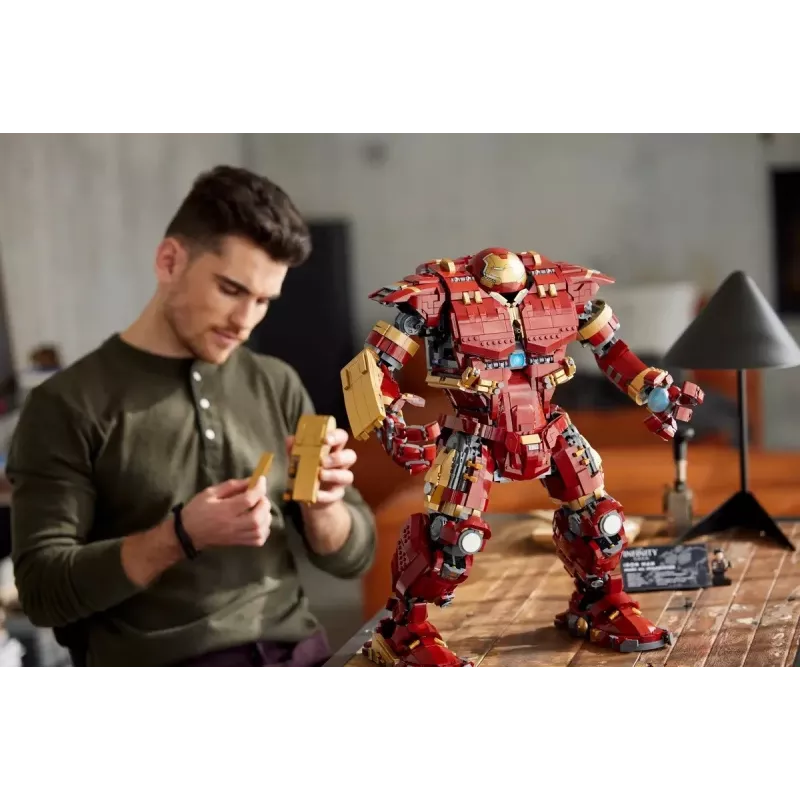 Conjunto de construção LEGO Marvel Hulkbuster 76210 (4049 peças) para adultos