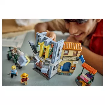 Conjunto de construção LEGO One Piece 75642 Showdown with Captain Smoker