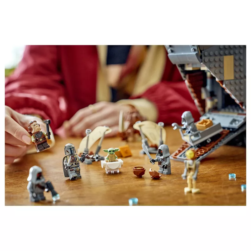 LEGO Star Wars Offworld Sandcrawler e Mudhorn 75453
