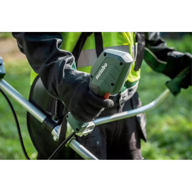 Metabo FSB 36-18 LTX BL 40 Corta-relvas a bateria verde sem escovas 40 cm