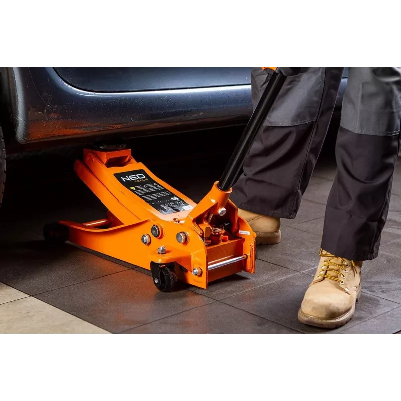 NEO TOOLS 11-731 Macaco hidráulico de perfil baixo 2,5 toneladas