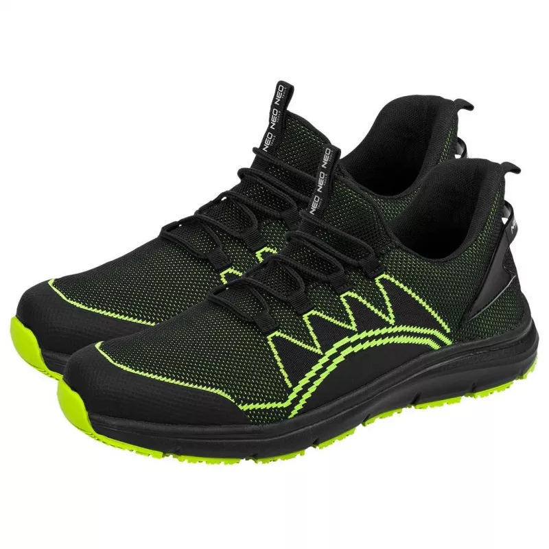 Sapatos de segurança NEO TOOLS 82-161-44 S1P SRC com biqueira de aço e proteção antiperfuração, parte superior em pele veludo e malha, sola em PU de dupla densidade, preto/cinzento com detalhes laranja, tamanho 44