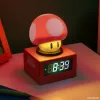 Paladone Super Mario Super Mushroom Icon Despertador - LCD digital, alimentado por USB, efeitos sonoros oficiais Nintendo, vermelho/branco