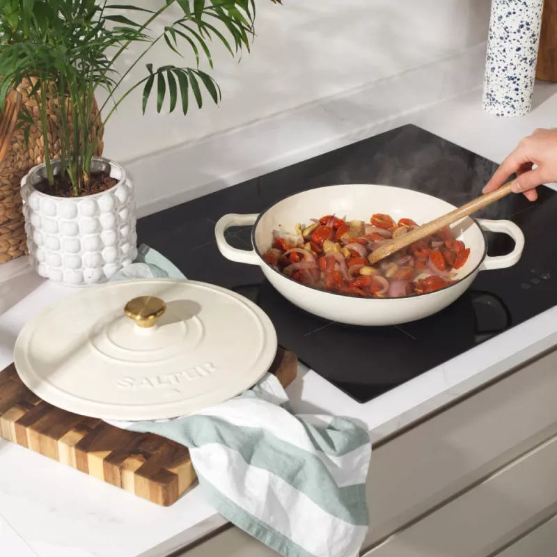 Salter BW13772C Chester Caçarola rasa de ferro fundido 2.8L 30 cm, creme