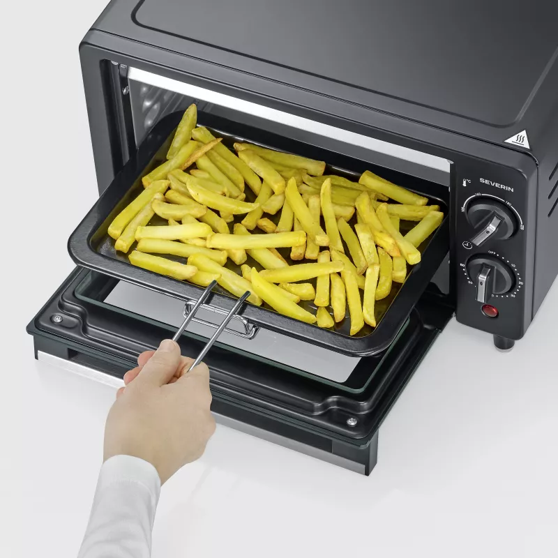 Severin TO 2062 Mini forno, 9 L, 800 W, com espeto rotativo, aço inoxidável escovado/preto