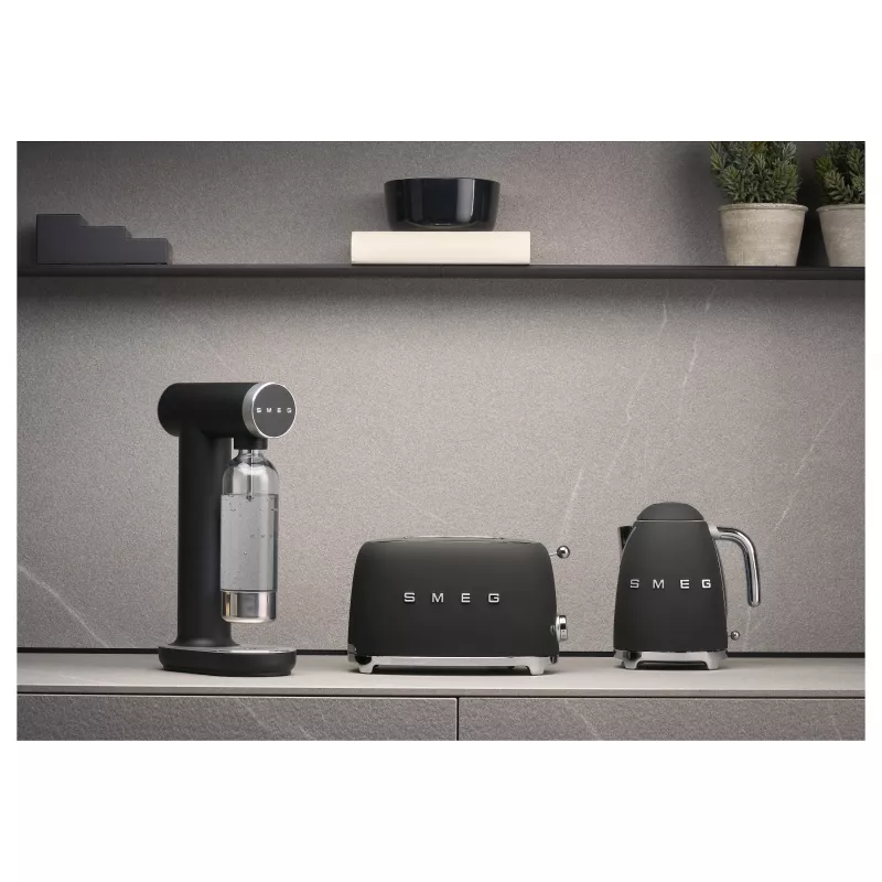 SMEG máquina de água com gás Collezione Aesthetic preto SKC01BLM
