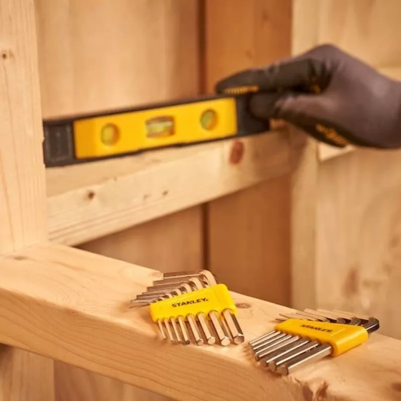 Conjunto de ferramentas Stanley FatMax de 16 peças em bolsa amarela com abertura