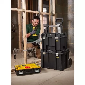 Mala rígida para ferramentas Stanley FATMAX PRO-STACK, 22L, IP54, preta com detalhes amarelos