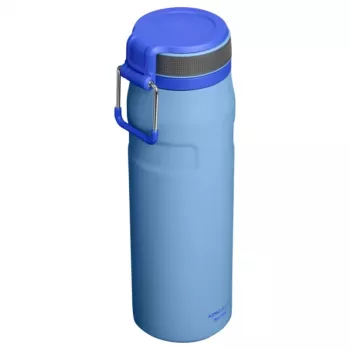 Garrafa de água em aço inoxidável com isolamento a vácuo e palhinha STANLEY IceFlow Bottle Twist Flip 0,71L azul-claro