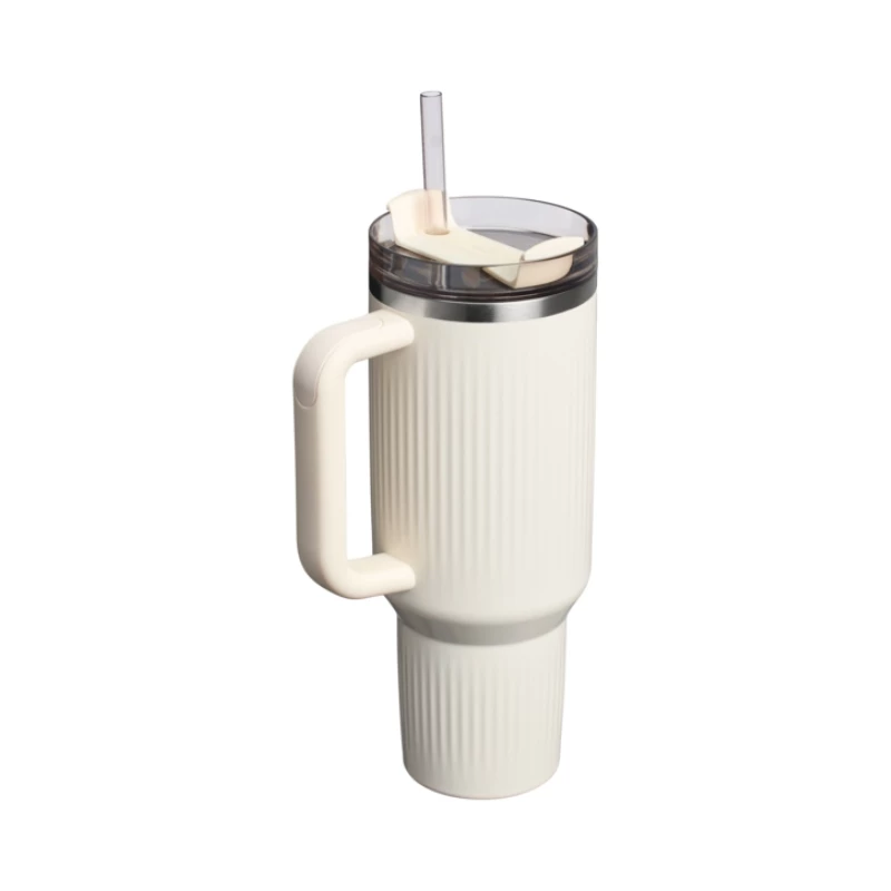 Caneca STANLEY The Quencher H2.0 Fluted Tumbler 1,18L Glossy Cream com palhinha
