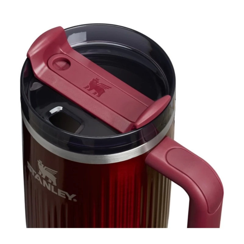Copo térmico STANLEY The Quencher H2.0 Fluted 1,18L Glossy Maroon com palhinha