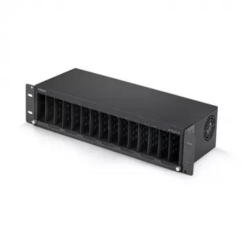 Chassis de media StarTech.com 15 slots com armazenamento SATA RAID 4 baías, USB 3.0, conforme TAA
