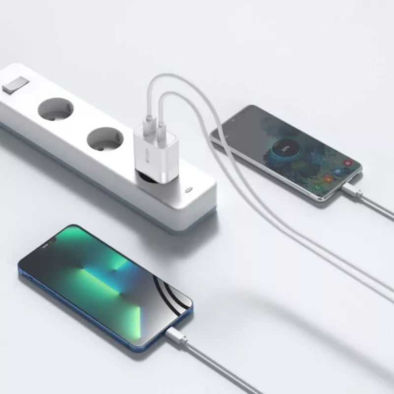Tech-Protect capa traseira MagSafe branca para Apple iPhone 15 Pro Max