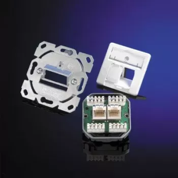 Tomada de dados de embutir Telegärtner AMJ45 8/8 K Up/50 Cat.6A, 2x RJ45, blindada, branco pérola RAL 1013 J00020A0501