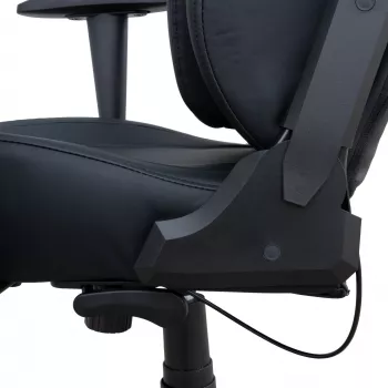 Cadeira gaming White Shark SPEEDWAY, pele PU preta, braços 2D, inclinação 180°