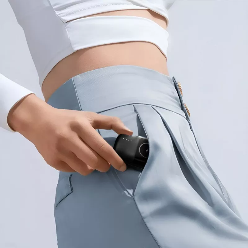 Wozinsky WF16-YLS Mini Power Bank 5000mAh 15W com cabo USB-C integrado e carregador Apple Watch - Preto
